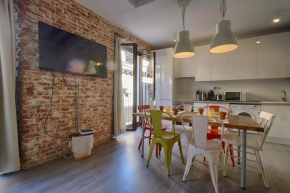 Stylish Apts Center Malasaña- 1, 2 & 3 Bedroom flats in Same Building, Madrid